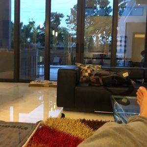 Meet your Posher, Gloria